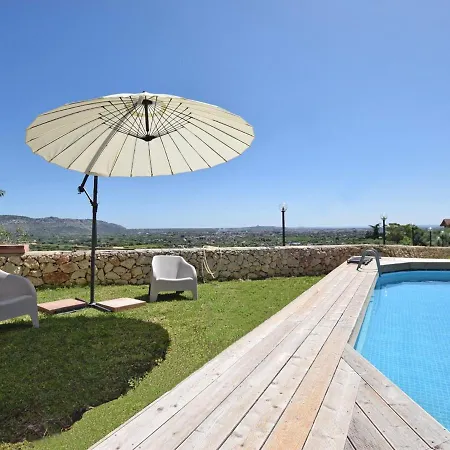 Feriehus With Private Pool